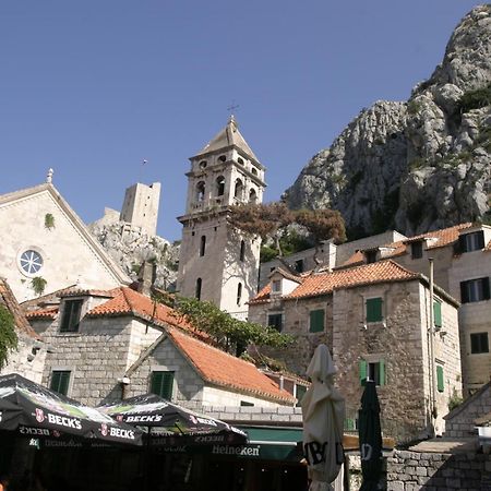 Luxury City Centre Apartment With Stunning View Omiš Екстериор снимка