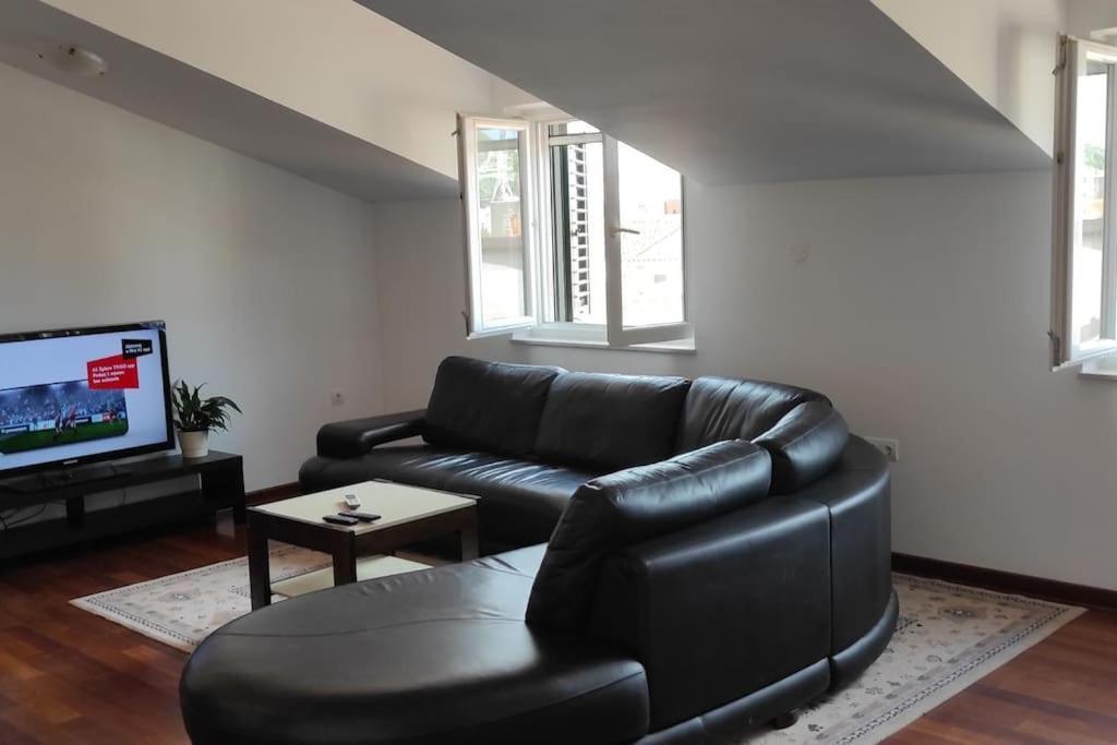 Luxury City Centre Apartment With Stunning View Omiš Екстериор снимка