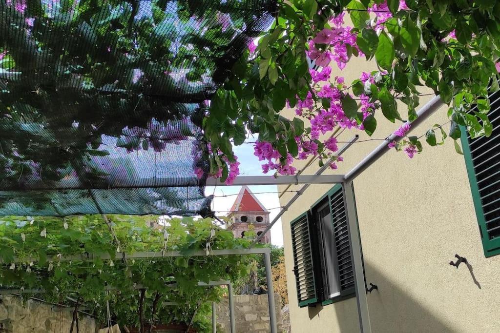Luxury City Centre Apartment With Stunning View Omiš Екстериор снимка