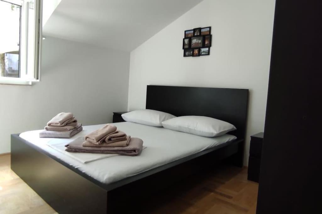 Luxury City Centre Apartment With Stunning View Omiš Екстериор снимка