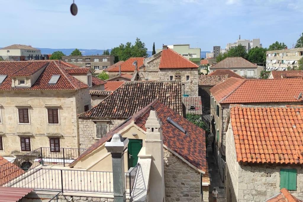 Luxury City Centre Apartment With Stunning View Omiš Екстериор снимка