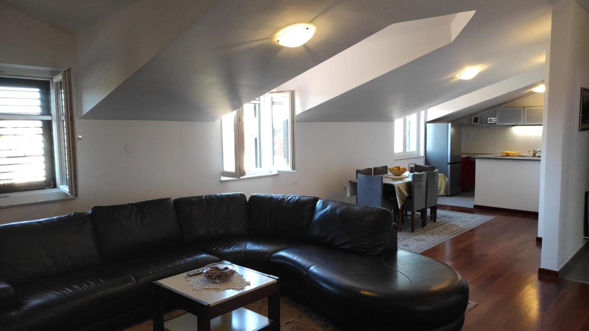 Luxury City Centre Apartment With Stunning View Omiš Екстериор снимка