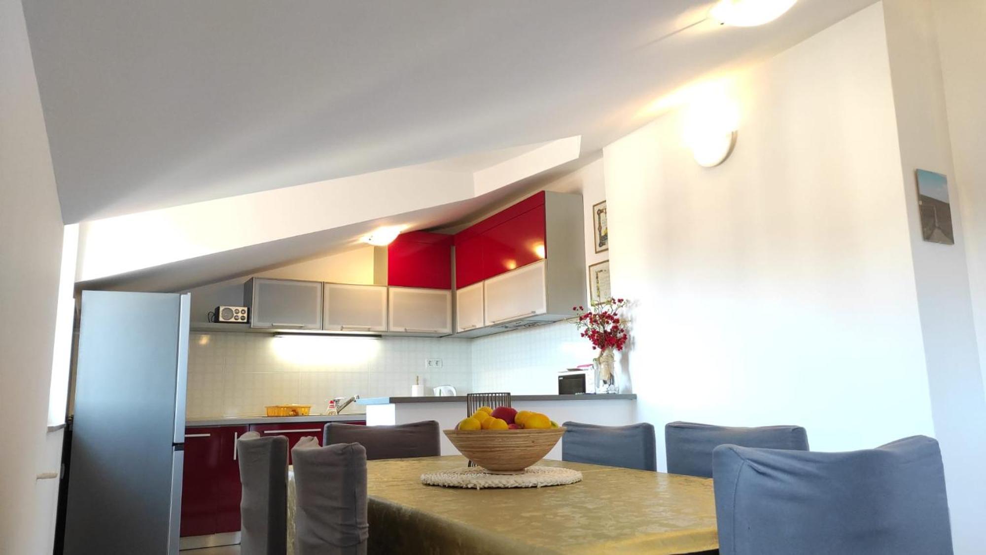 Luxury City Centre Apartment With Stunning View Omiš Екстериор снимка