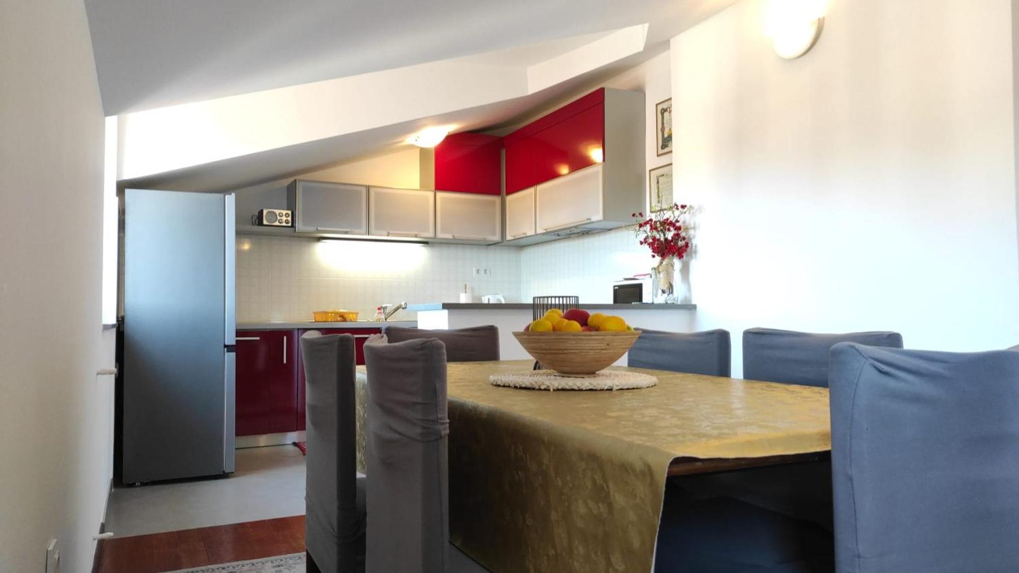 Luxury City Centre Apartment With Stunning View Omiš Екстериор снимка